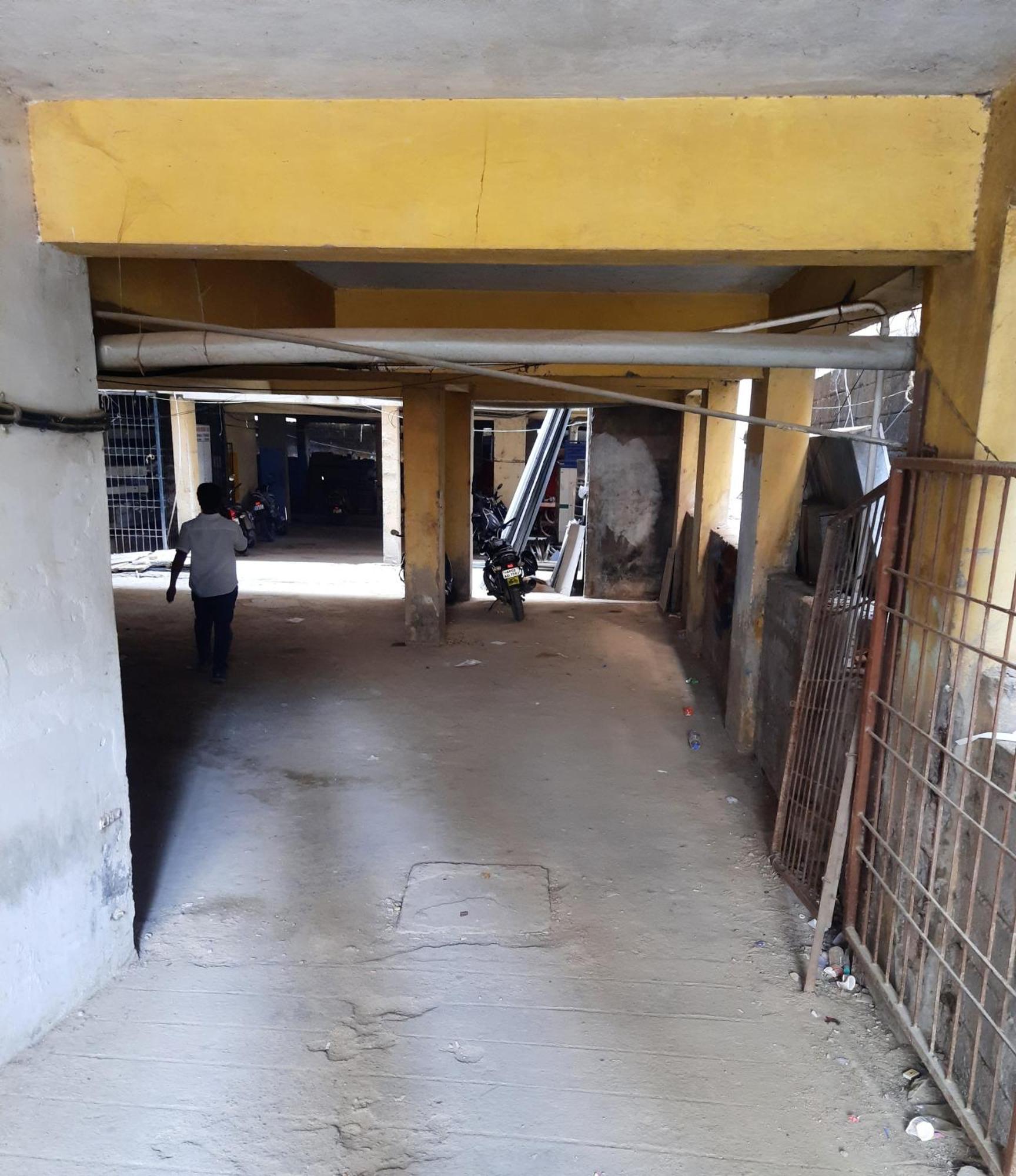 Shanthi Home Stay Puttaparthi Exterior photo